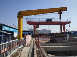 重型旋臂起重機(jī)