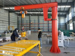 立柱式懸臂起重機(jī)